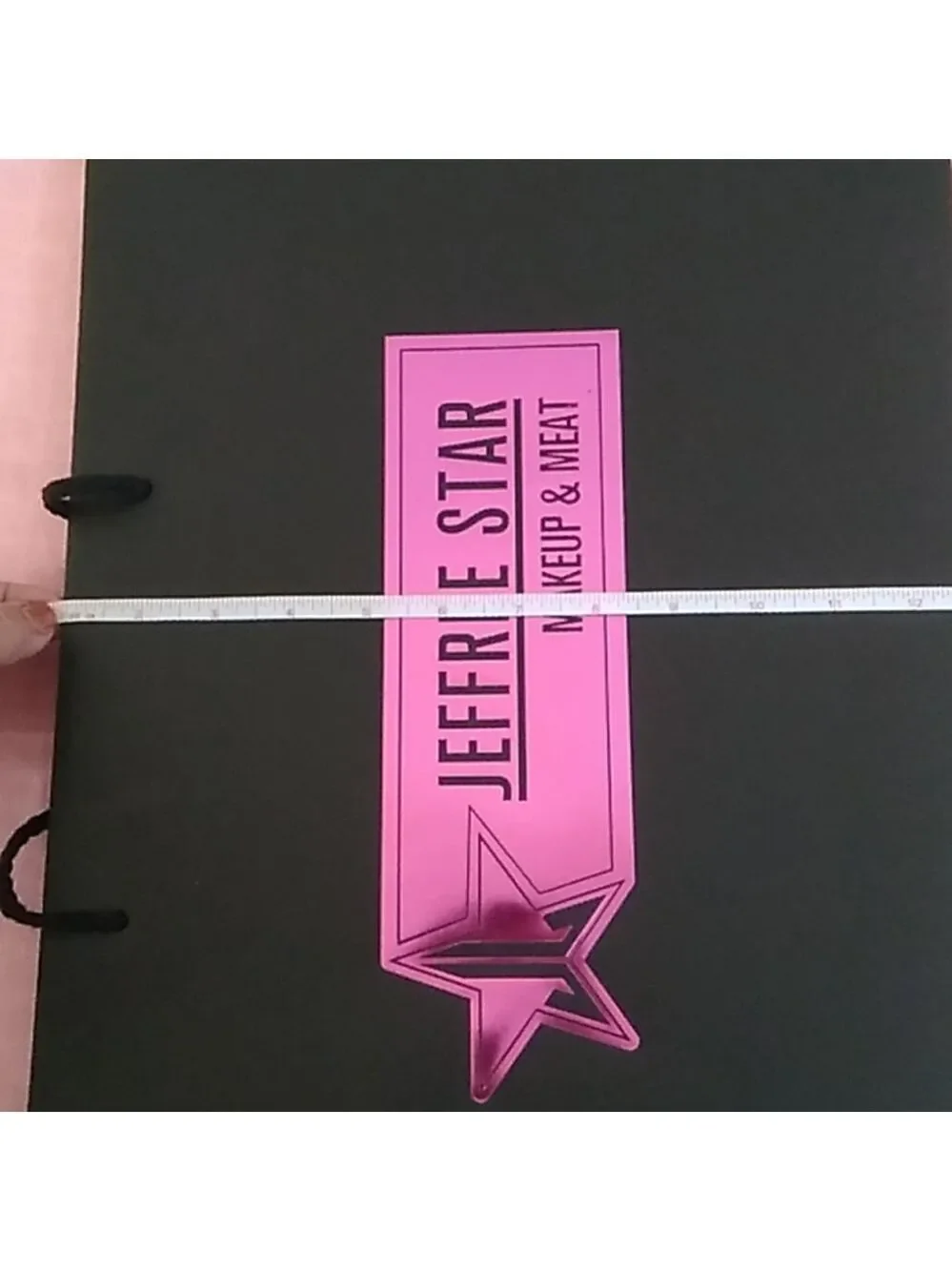 D- New Jeffree Star Gift Bag